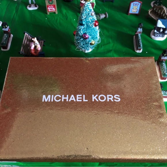 NWT Michael Kors Jet Set Double Zip Wristlet - Picture 11 of 11